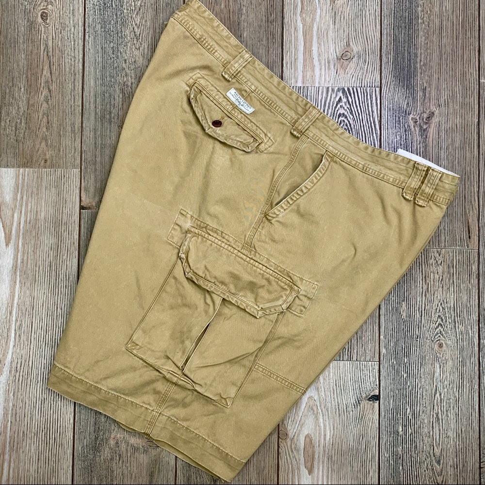 SOLD! Polo Ralph Lauren Classic Chino Cargo Shorts